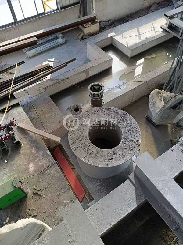 铝熔炼炉施工